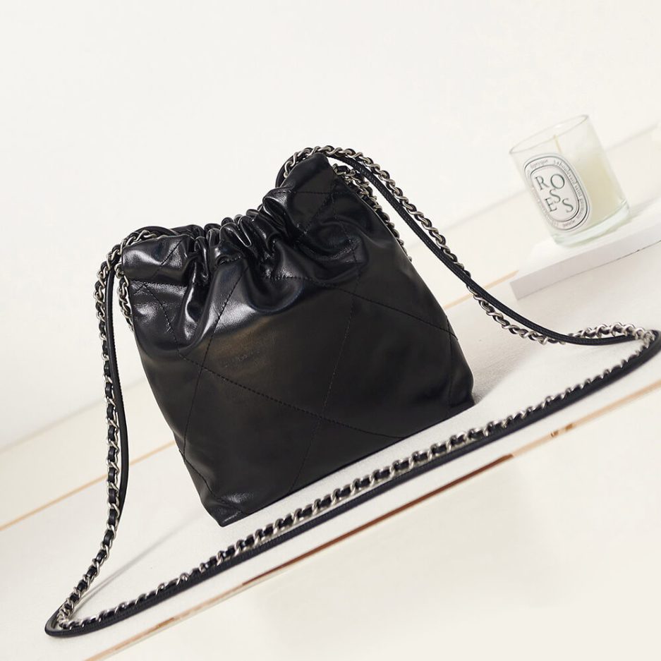 Ch*el 22 mini handbag