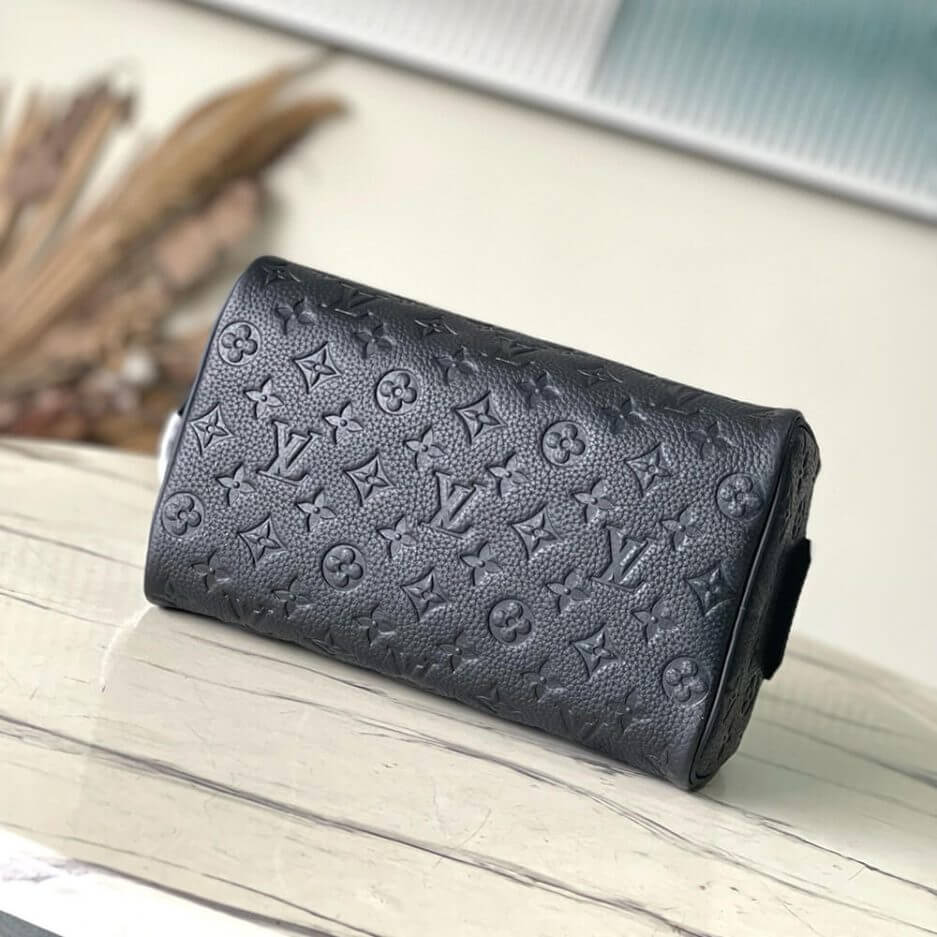 LV Dopp Kit